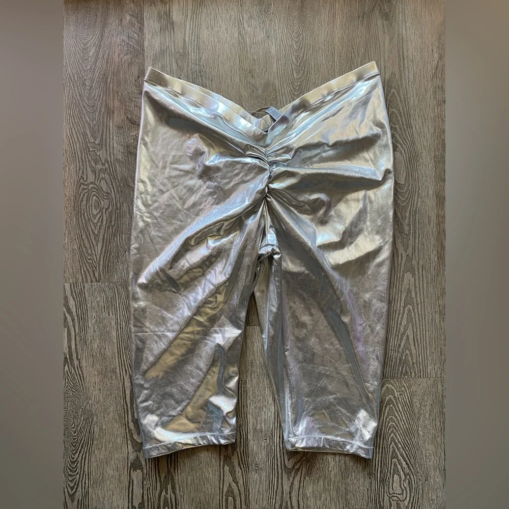 Skims Metallic Swim V Waist Pant in Nickel NWT